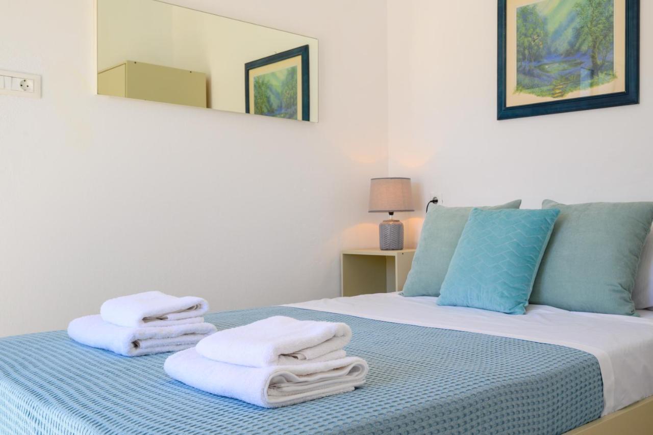 אלונדה Artemis Apartment First Floor מראה חיצוני תמונה
