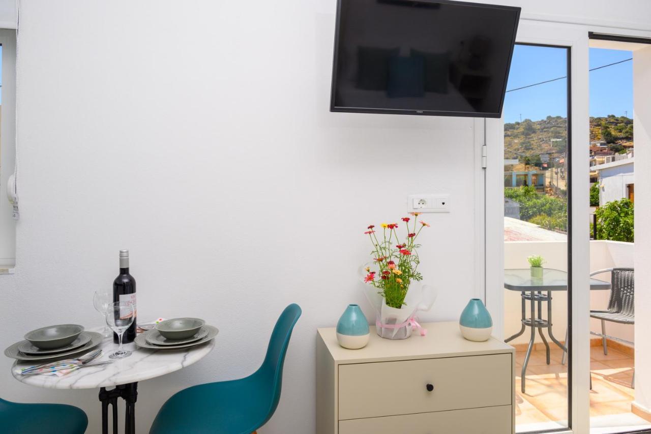 אלונדה Artemis Apartment First Floor מראה חיצוני תמונה